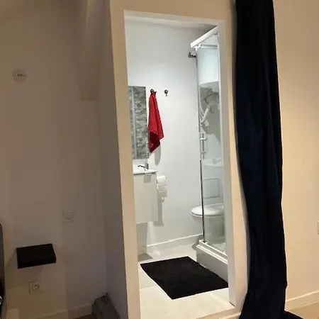 Apartment Cosy Rent Tv Wifi Studio Gare 4