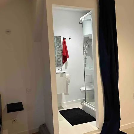 Cosy Rent Tv Wifi Studio Gare 4
