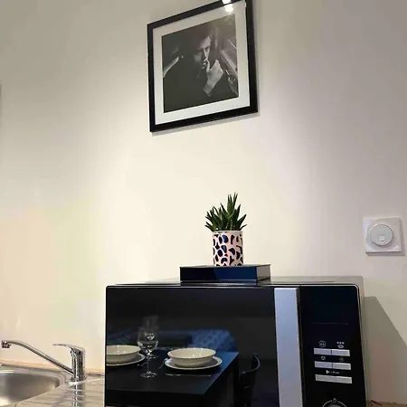 Apartment Cosy Rent Tv Wifi Studio Gare 4