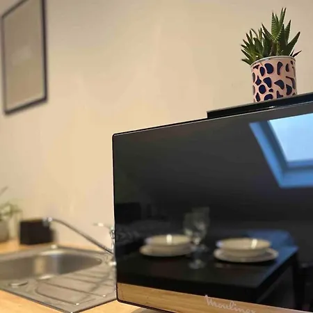 Cosy Rent Tv Wifi Studio Gare 4 Apartamento